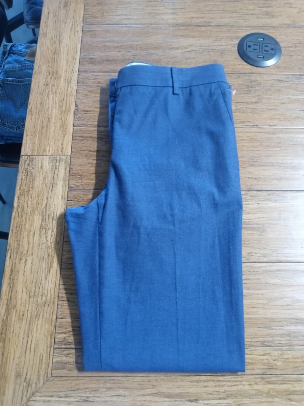 ANN TAYLOR Sophia mid rise straight office pants in dark blue (sz4)